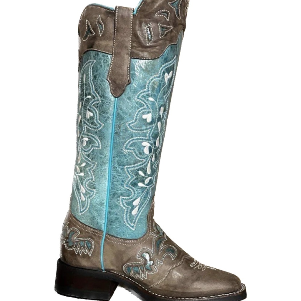 NWT Lacy Tall Buckaroo Turquoise Boot size 8.5, calf size 14” never worn.